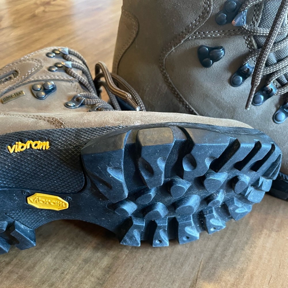 REI Brown Lace-Up Hiking Boots - Picture 2 of 5